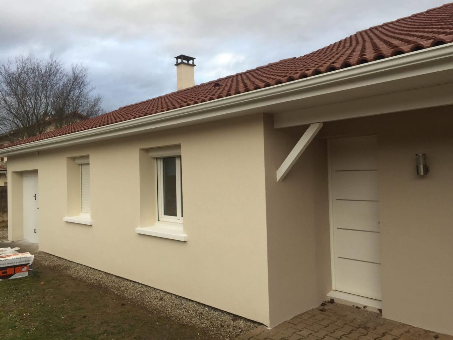 ITE maison ancienne rénovée, façade isolée par l'extérieur - Albanne ...